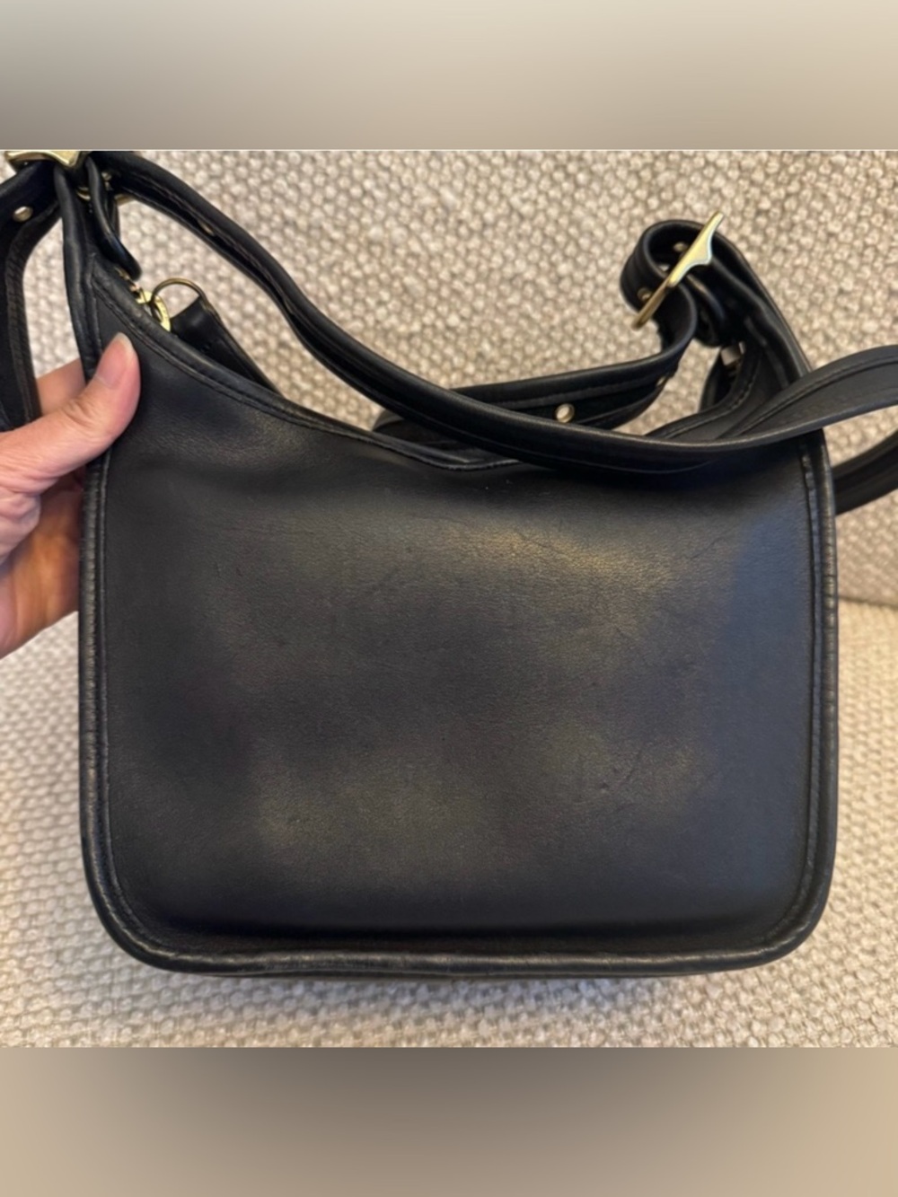 Vintage Coach (2002)
Janice Ricardi-Disanto's Legacy Bag
Excellent condition